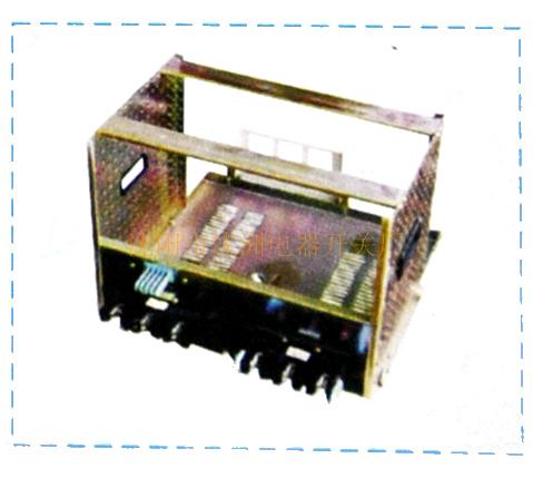 1593764965148318.jpg 7GCK型抽出式低壓開關(guān)柜柜體.jpg